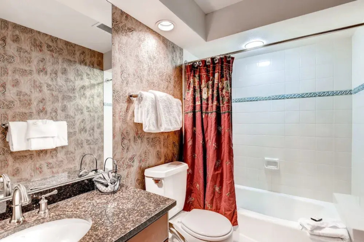 St. James Place 316
