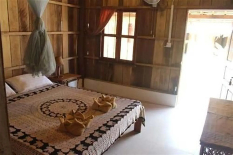LingaLonger Bungalows