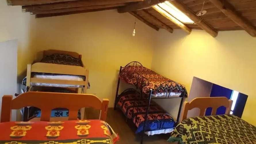 Reinbo Hostel B&B