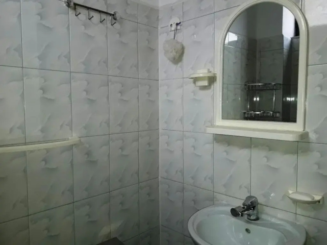 Tanis Guesthouse
