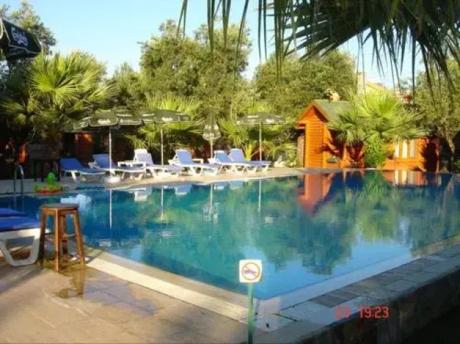 CRPDM Bungalow Hotel