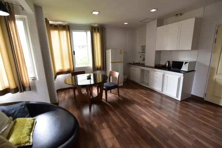 101 Sukhumvit Service Apartment