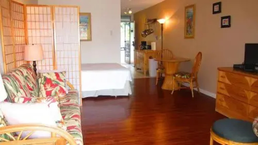 Kihei Bay Surf #126 - Studio Br Condo