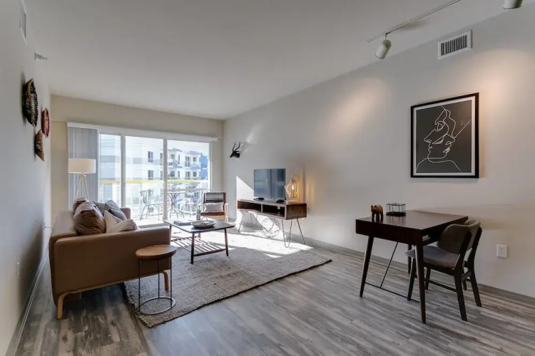 Mid-Century Design In Venice Beach / MDR - 3 Beds!