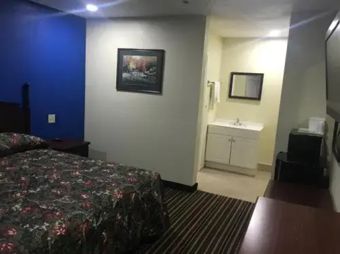 Budget Inn