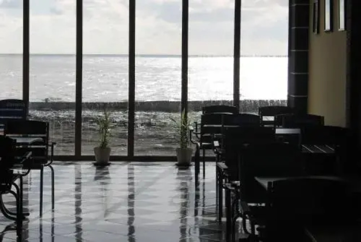 SeaZone Hotel