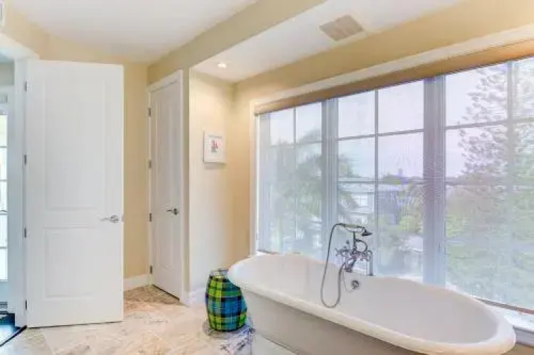 Oasis Beach Villa S-2 - 4 Br Condo
