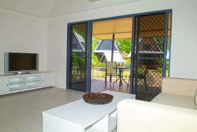 Canopy Chalet 12