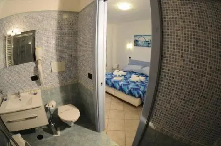 A 2 Passi Dagli Dei