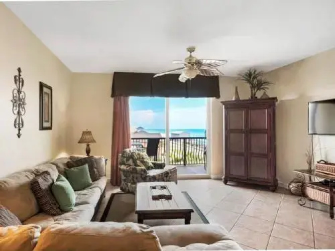 Beach Resort 514