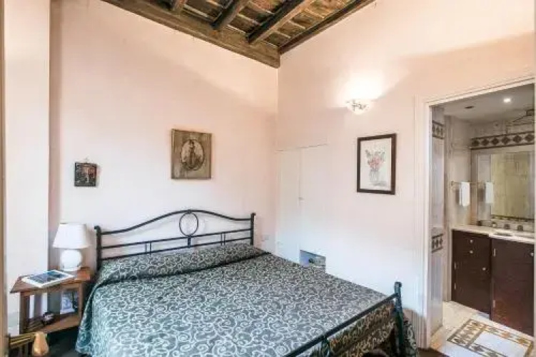 Trevi Halldis Apartments