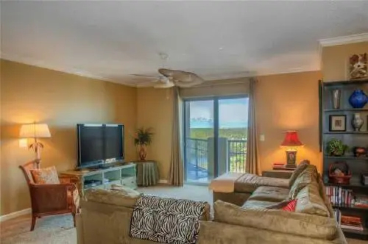 Royale Palms 1705