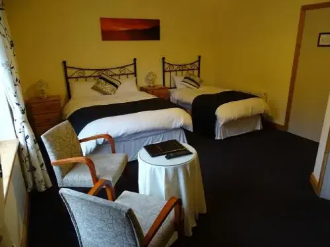 Pinewood Lodge