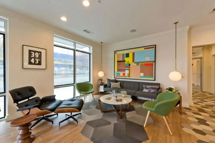 Atlantic Station Homes by Hosteeva