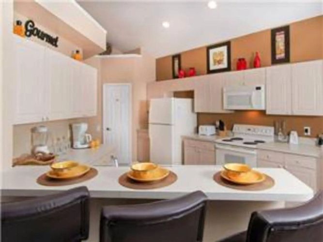 Sandra's Windsor Palms Villa *