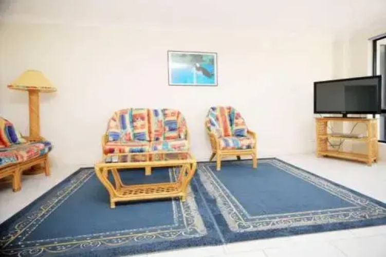 Hi Surf Unit 1 92 Head St Forster