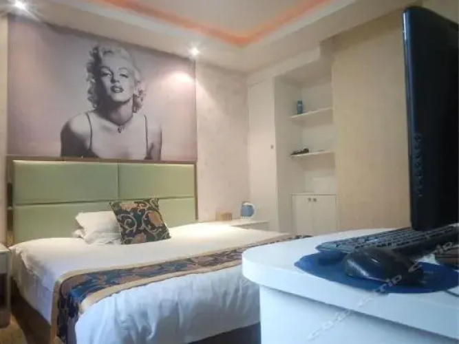 weinuo Business Hotel
