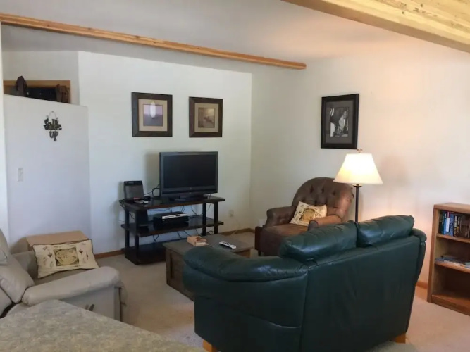 Red-lodge-retreat