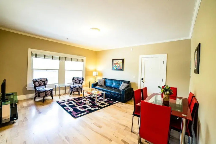 Hollywood Nights ApartmentOver view