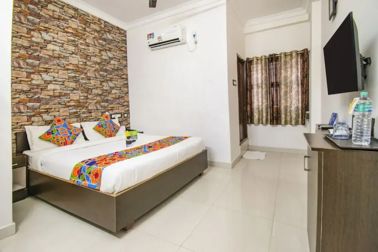 Fabhotel St Thomas Inn