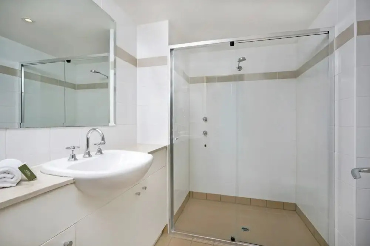The Apartment Service HELP4