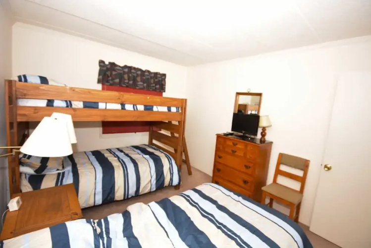 Diamond Head 312 - 2 Br Condo