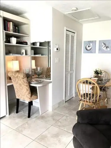 Jamaica Royale 015 - 1 Br Apts
