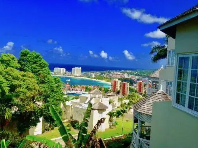 Seaview Villa 1