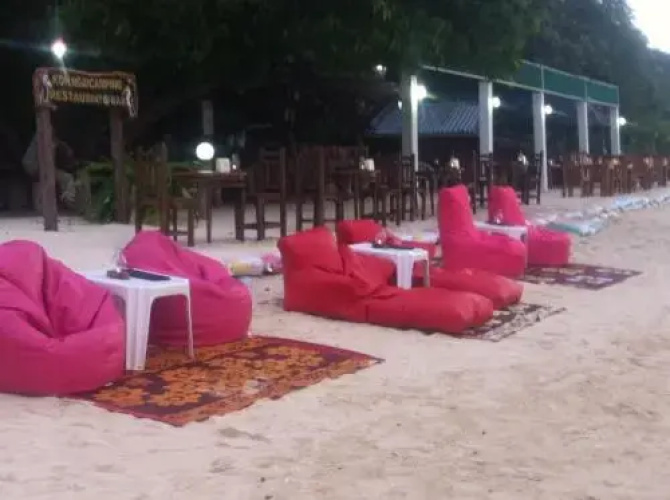 Koh Ngai Camping Restaurant