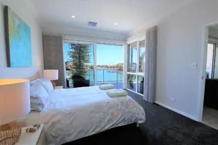 Harbour Views at Mindarie Marina