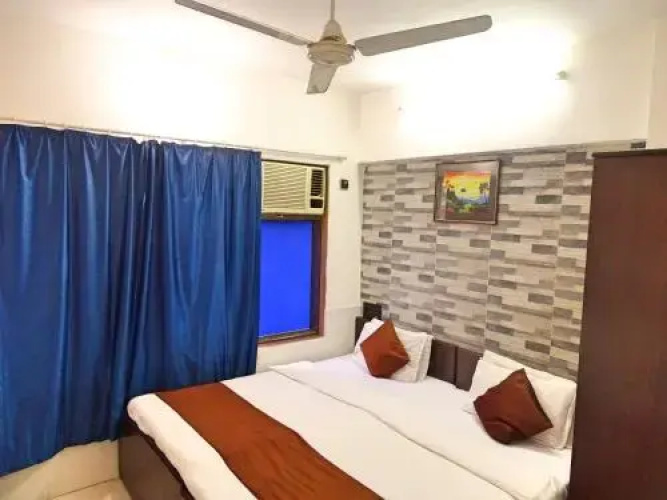 Hotel Twinkle Residency