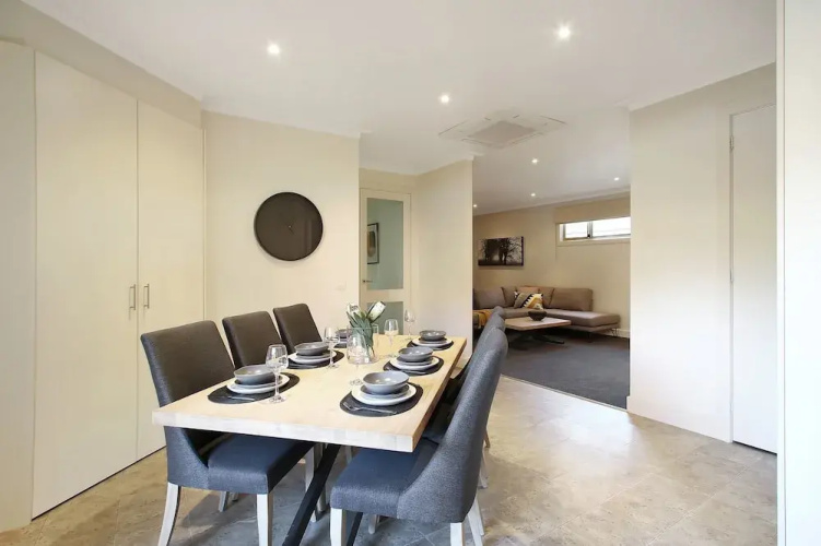 22 Riverside