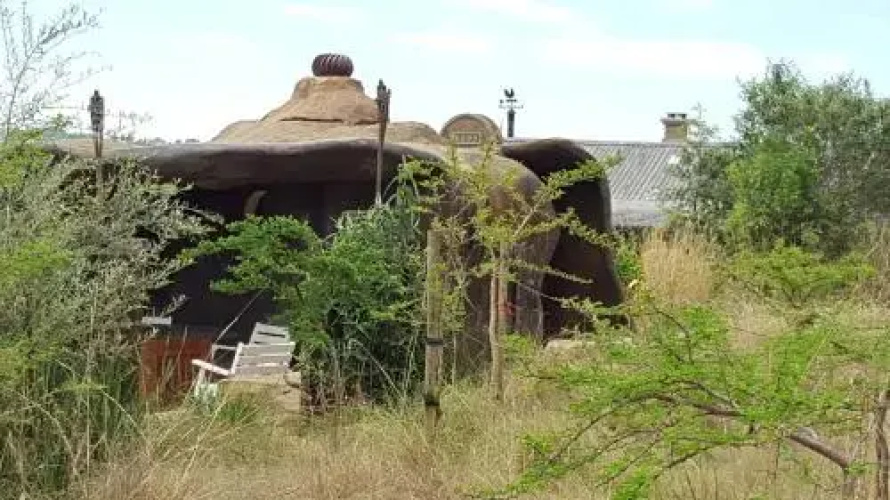 Rockwood Earth Lodge