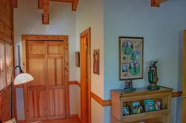 Lil Cabin In The Woods - 3 Br Cabin