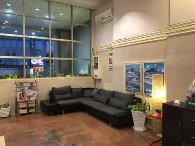 Glory hotel