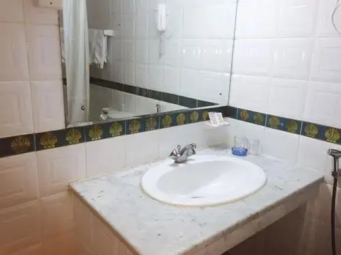 Gold Plaza Guest House