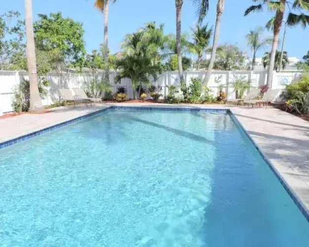 Blue Pearl 4/2 Pool For10 Close to Beaches