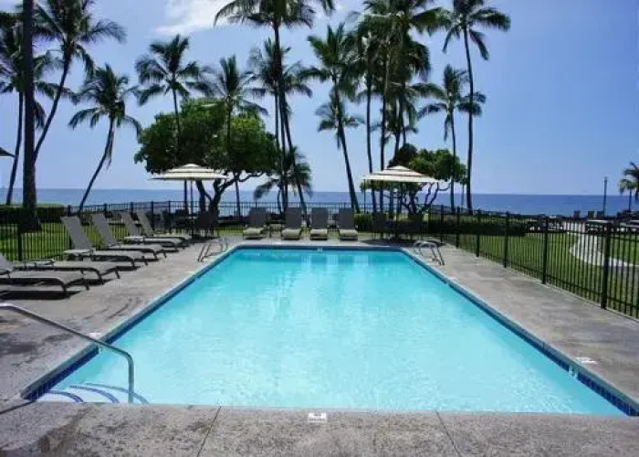 Kona Isle B22