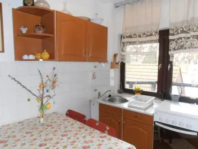 Apartmanház Gabriella