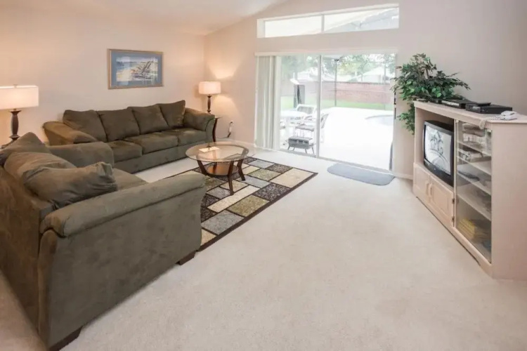 Deborah's Westridge Villa by RedAwning
