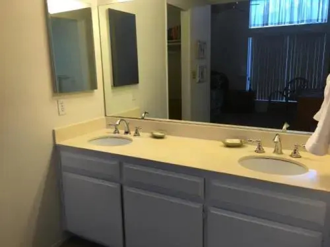 South Sierra - 2 Br Condo
