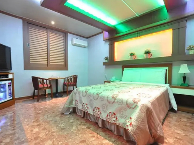 Riviera Mini Hotel