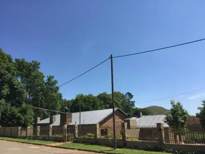 Treelands Manor