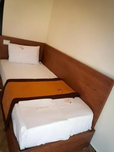 Vila One Beach Hotel