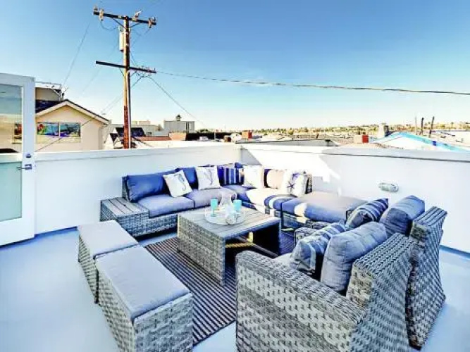 918 W Balboa Blvd Condo Unit A