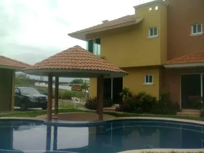 Suites El Conchal Iv