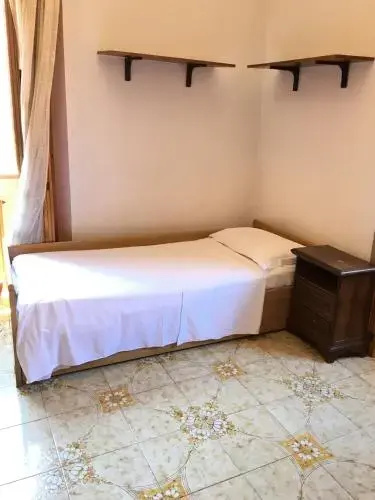 Afiya Guest House