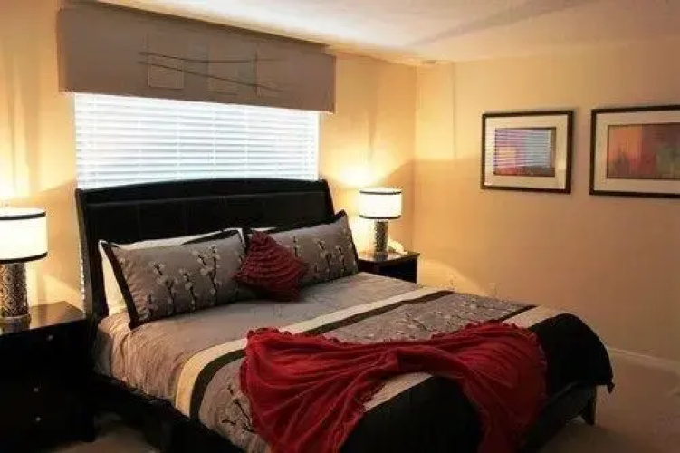 Captain Hook's Haven - 4 Br townhouse by RedAwning