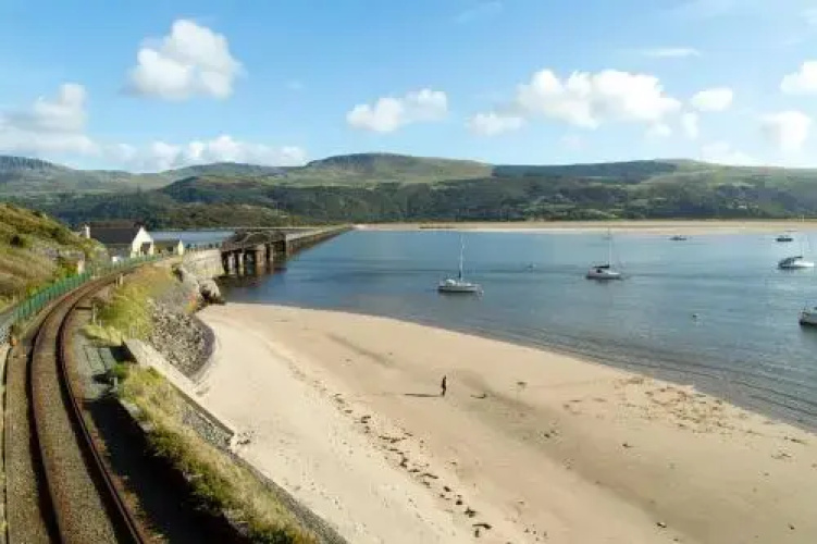 Sunbeach Holiday Park