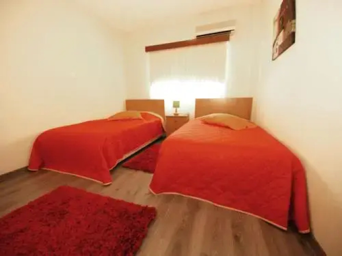 Santa Barbara Apartment